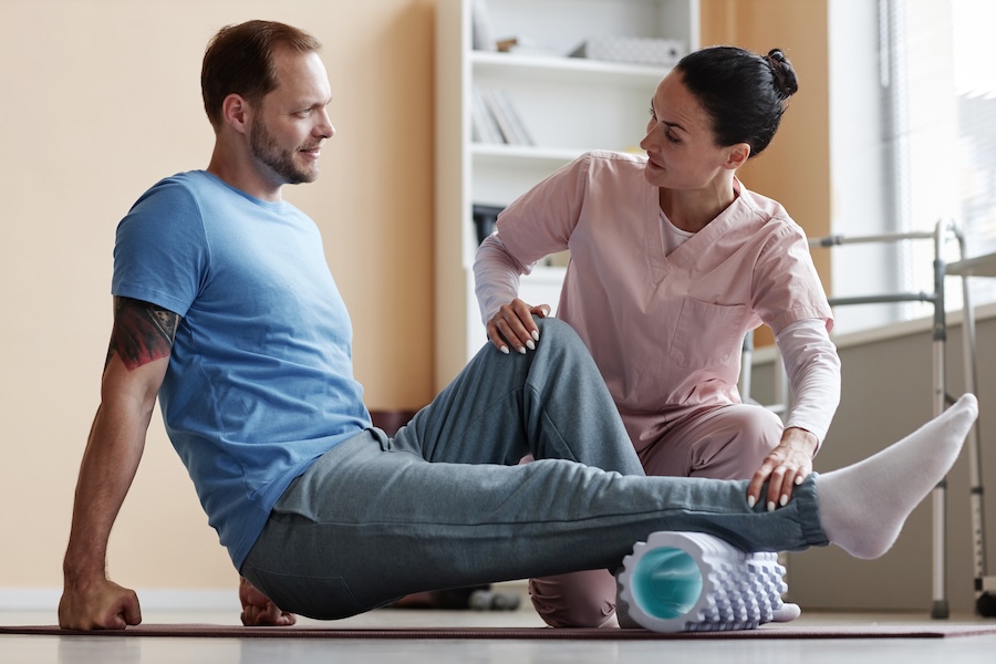patient exercising with therapist during rehabilit 2026 01 08 00 24 15 utc